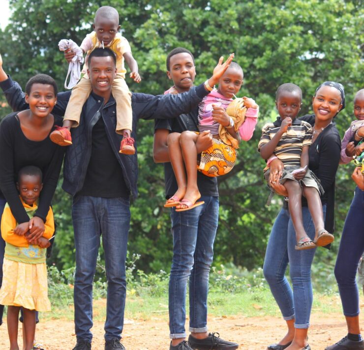 men and women wit kids